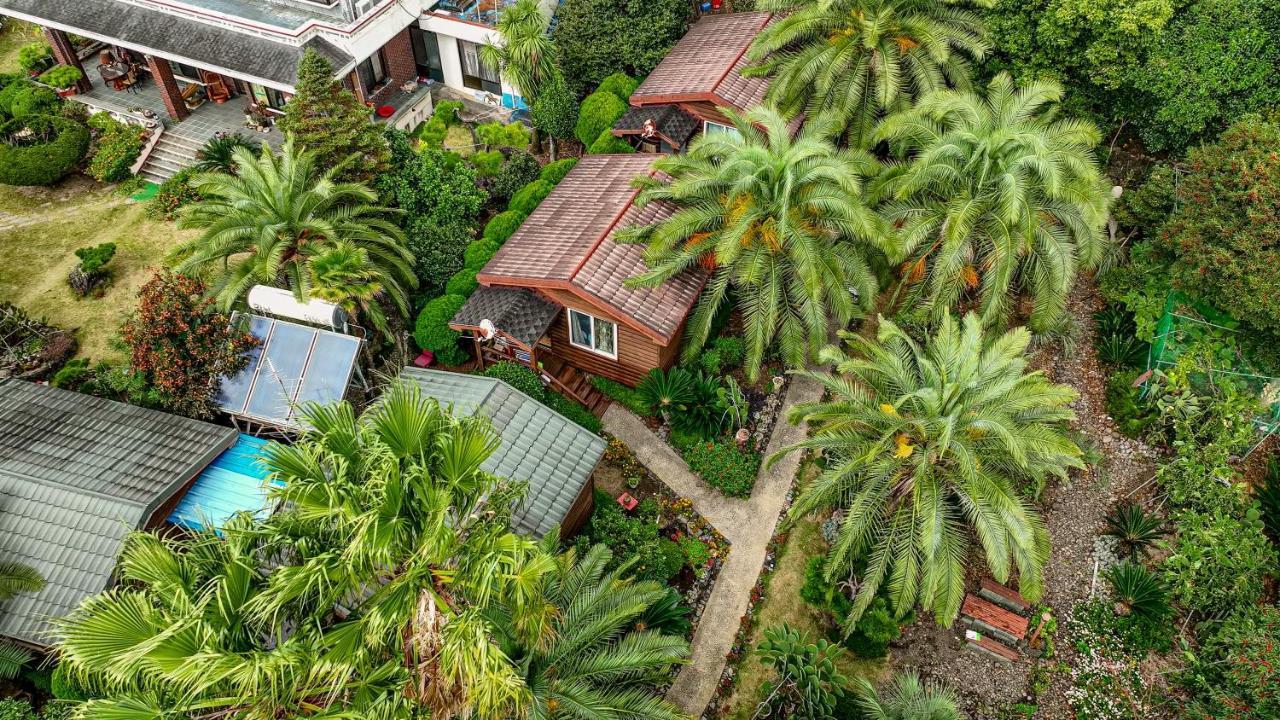 Valley Village Seogwipo Bagian luar foto
